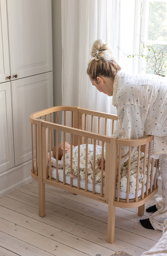 Sebra Bedside Crib - Wooden Edition Sebra Säng