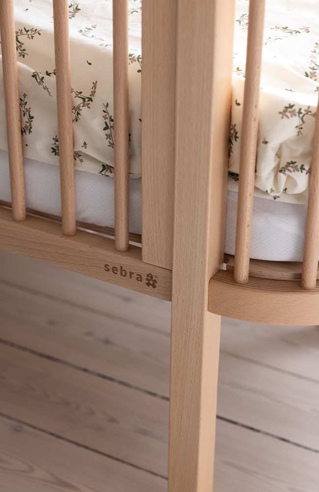 Sebra Bedside Crib - Wooden Edition Sebra Säng