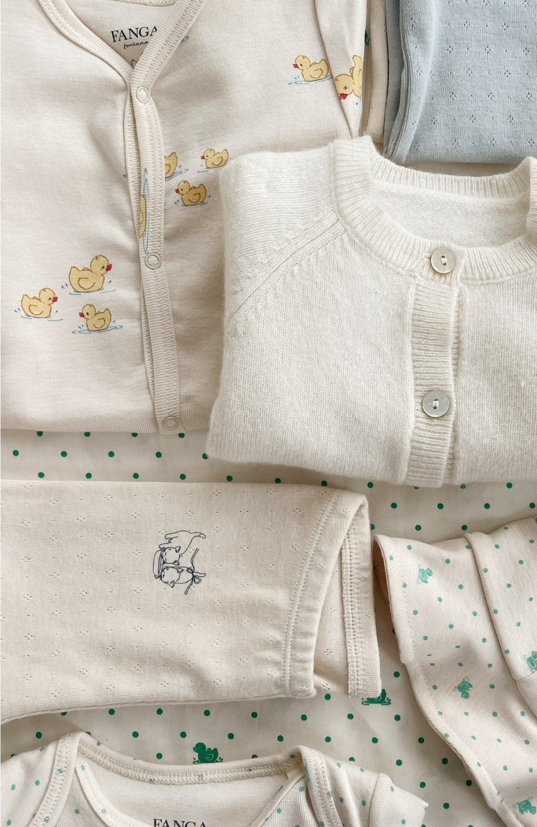 Bello Due Onesie - Fanga Mio Fanga Fontana Onesie